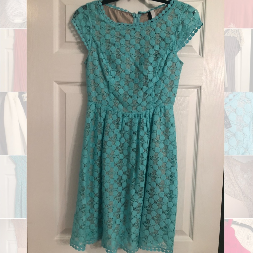 Kensie XS Dress | Robin’s egg blue color lace |